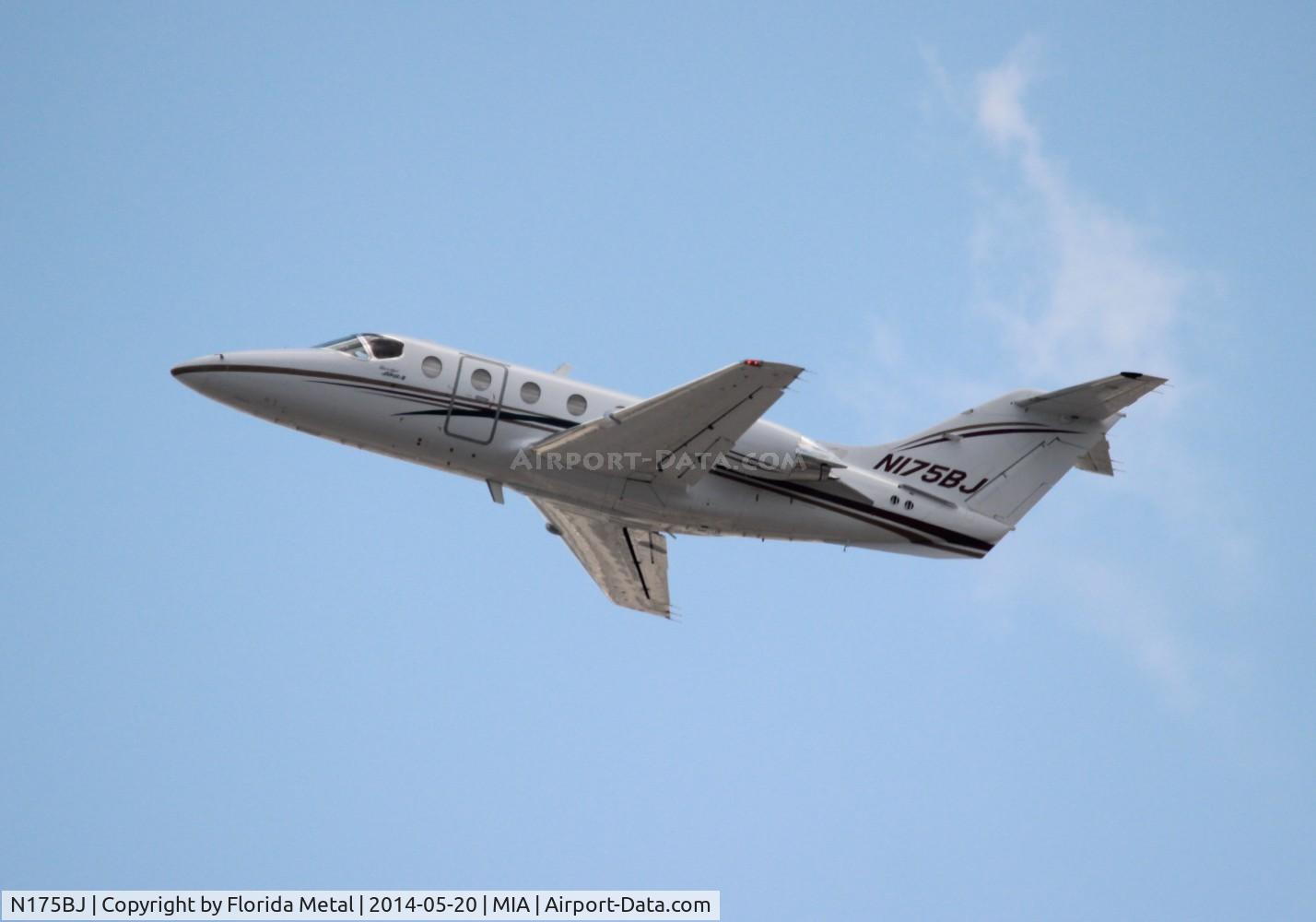 N175BJ, 1997 Raytheon Aircraft Company 400A C/N RK-175, Beech 400A