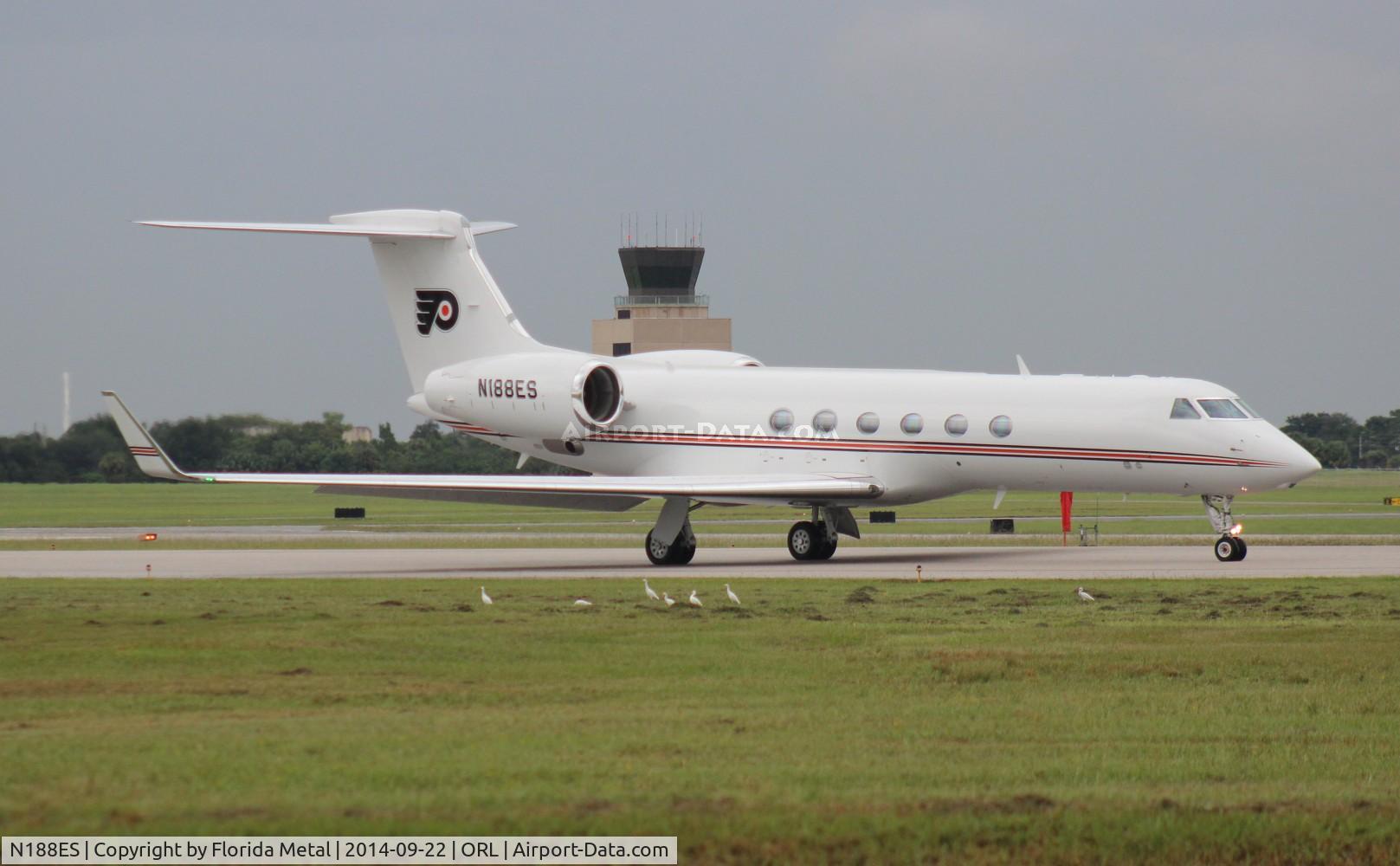 N188ES, 2001 Gulfstream Aerospace G-V C/N 629, Philadelphia Flyers Gulfstream V
