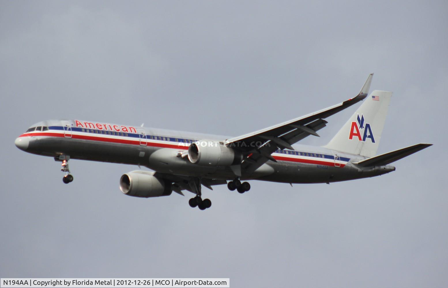 N194AA, 2001 Boeing 757-223 C/N 32388, American