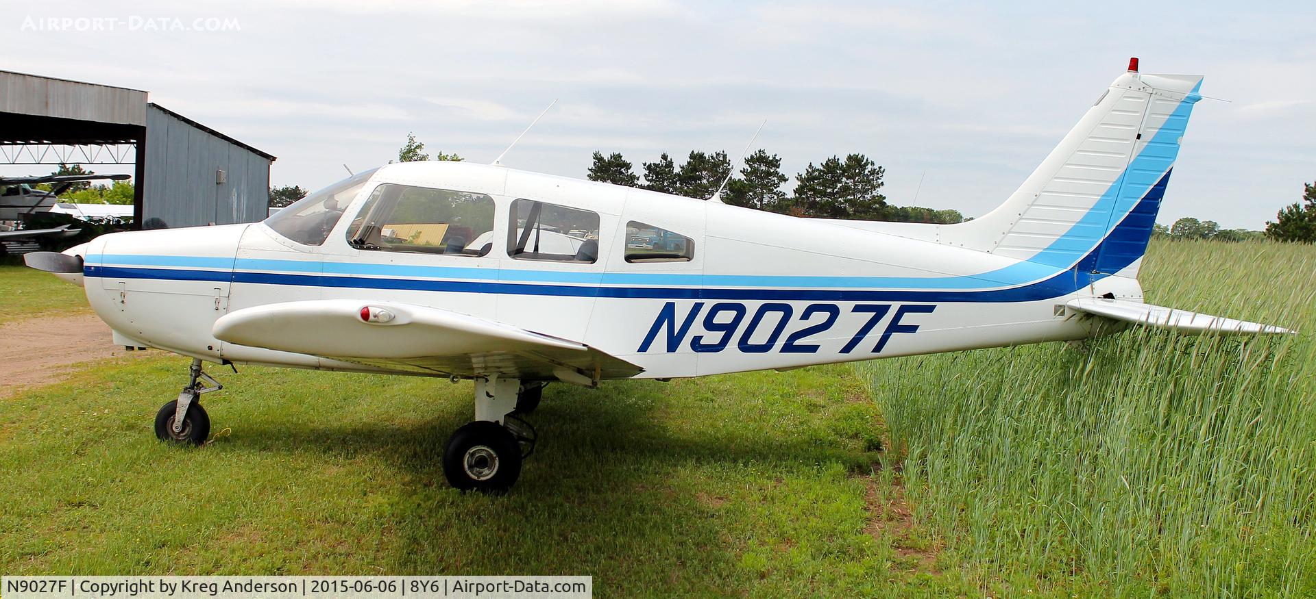 N9027F, 1976 Piper PA-28-151 Cherokee Warrior C/N 28-7715299, EAA Chapter 551 Bean and Brat Fly-in