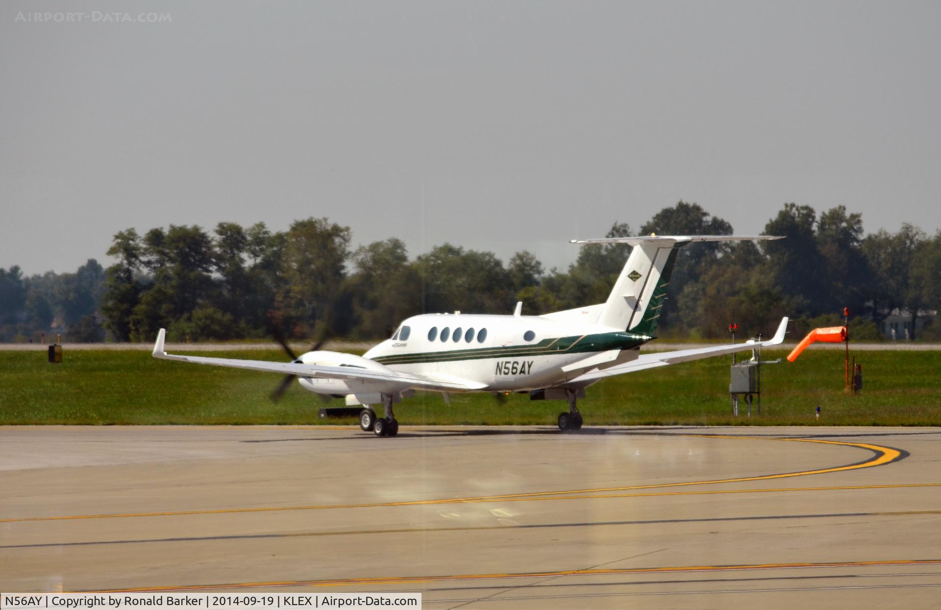 N56AY, 1995 Beech B200 King Air C/N BB-1511, Taxi Lexington