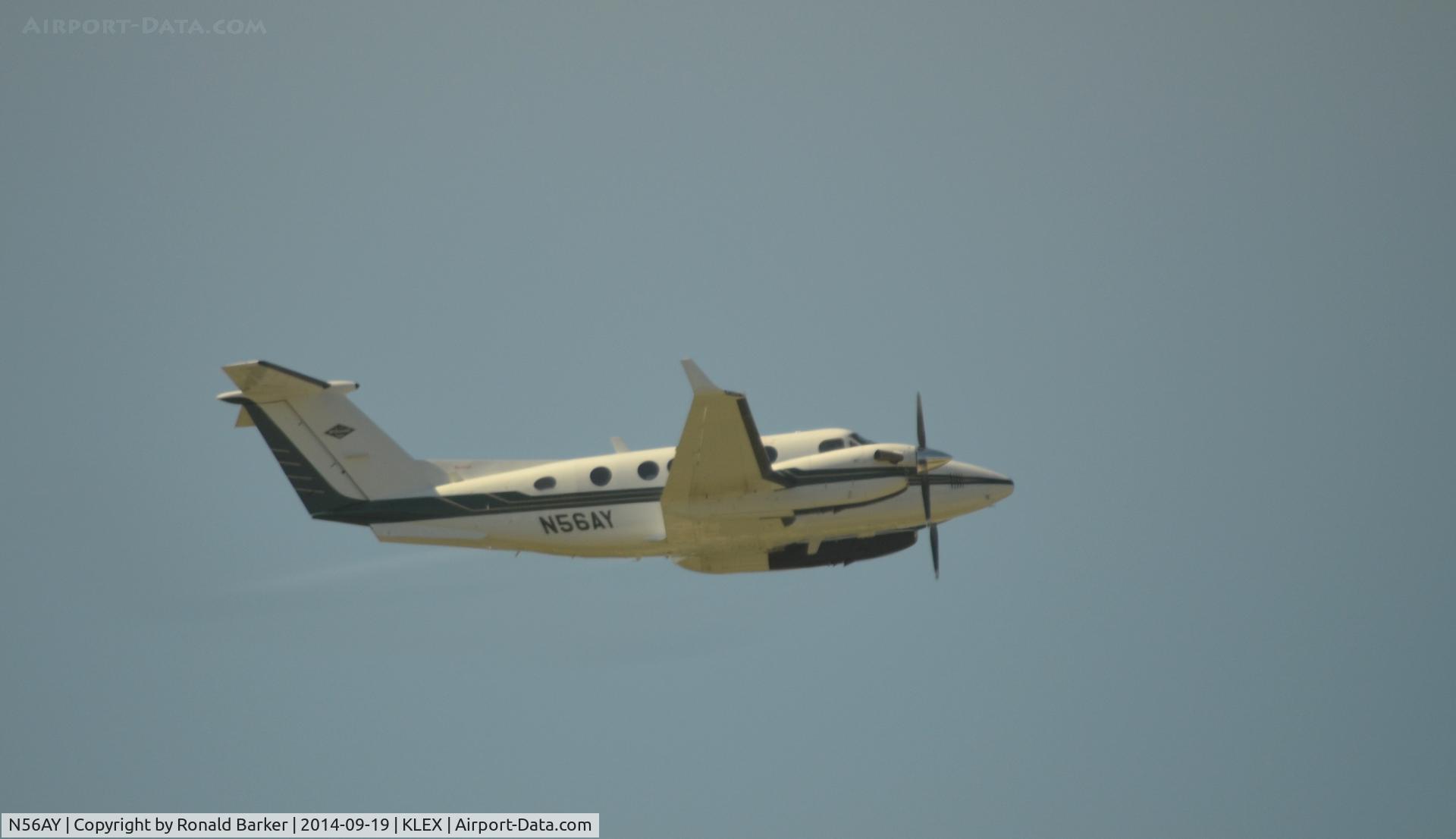 N56AY, 1995 Beech B200 King Air C/N BB-1511, Departure Lexington
