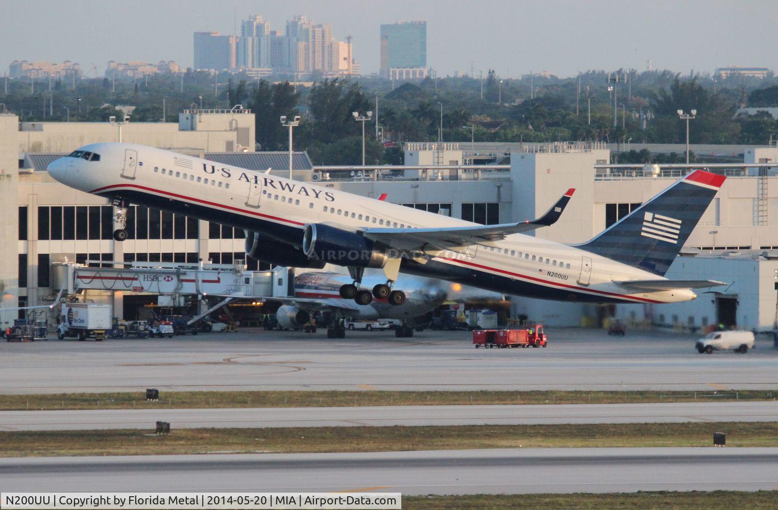 N200UU, 1995 Boeing 757-2B7 C/N 27809, US Airways 757