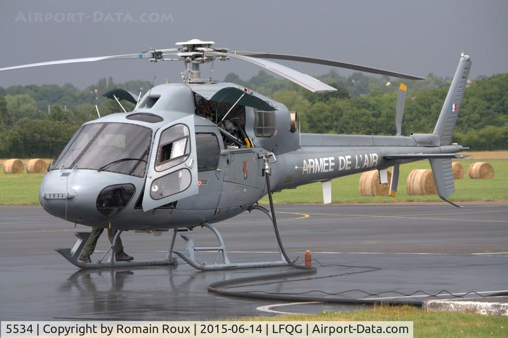 5534, Aerospatiale AS-555AN Fennec C/N 5534, Parked