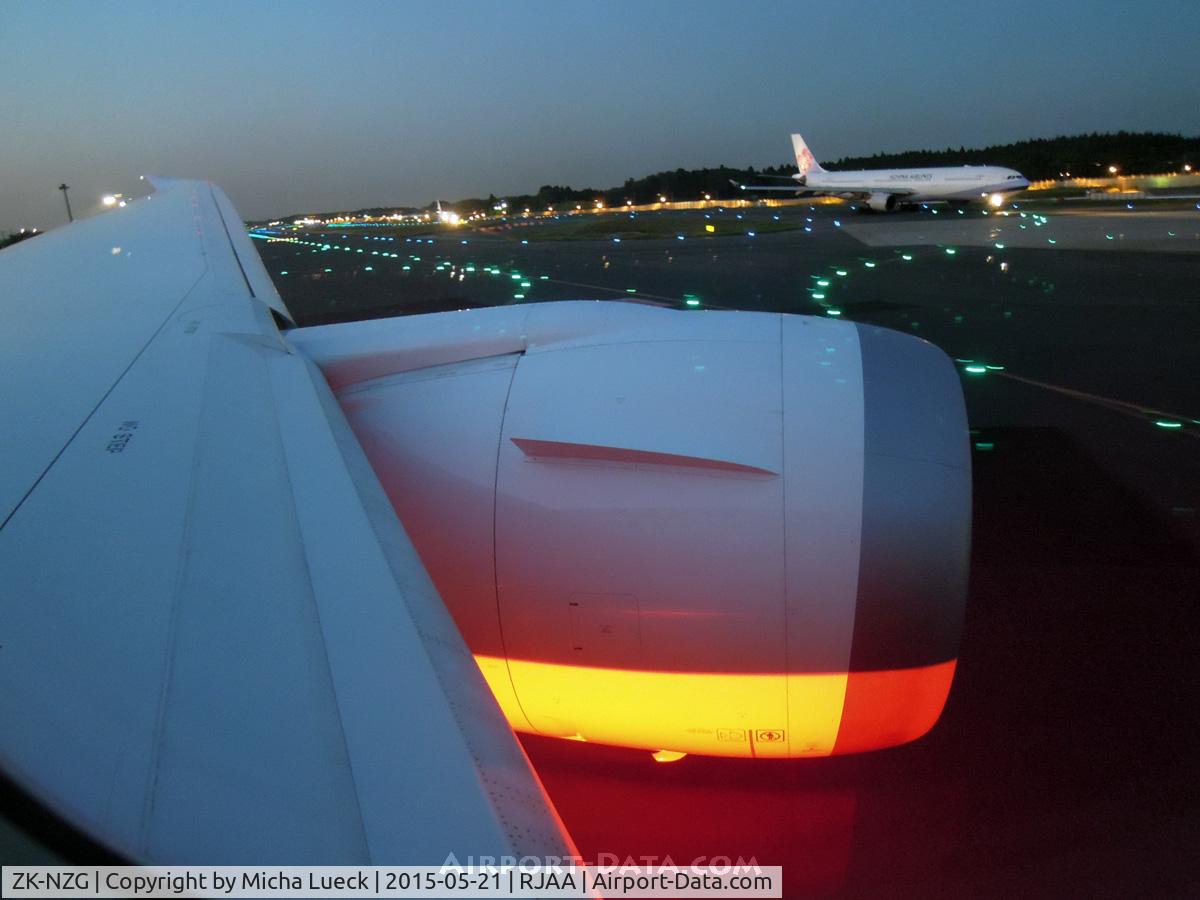 ZK-NZG, 2014 Boeing 787-9 Dreamliner Dreamliner C/N 37963, 30+ minutes taxi time this night