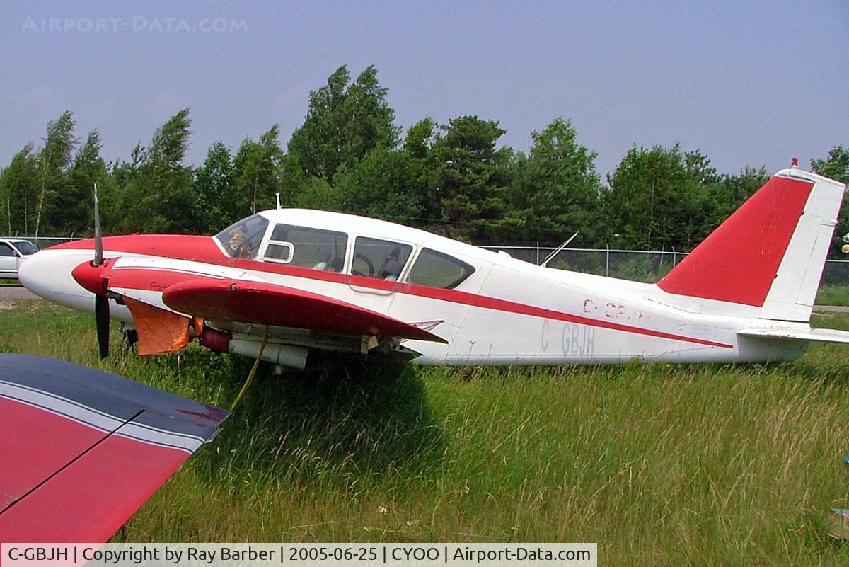 C-GBJH, 1962 Piper PA-23-250 C/N 27-2048, Piper PA-23-250 Aztec B [27-2048] Oshawa~C 25/06/2005