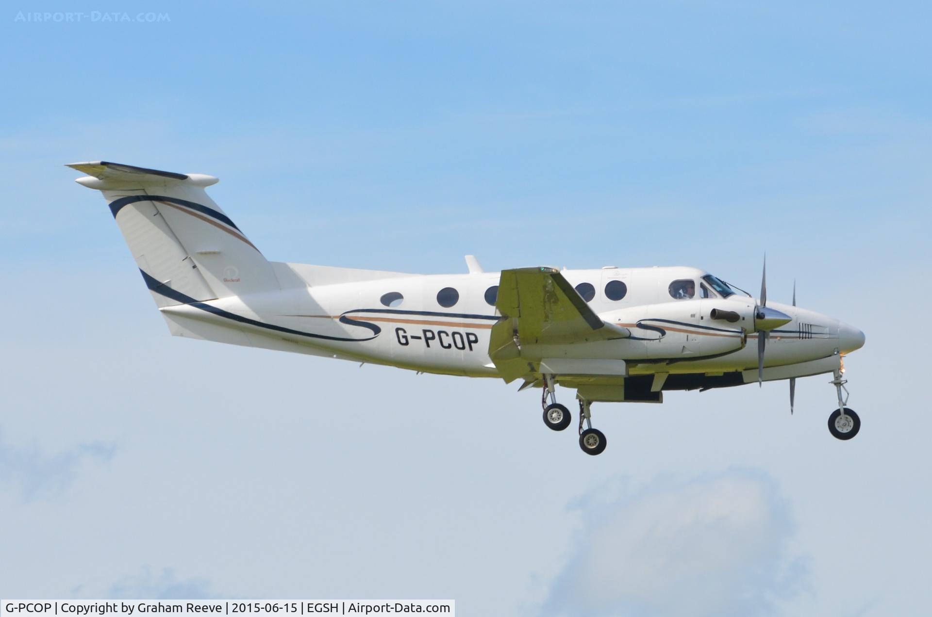 G-PCOP, 2004 Raytheon B200 King Air C/N BB-1860, Landing at Norwich.