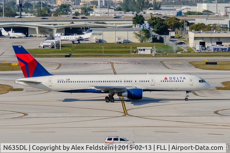 N635DL, 1988 Boeing 757-232 C/N 23762, Ft. Lauderdale