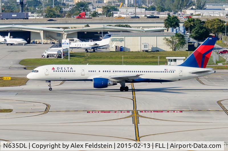 N635DL, 1988 Boeing 757-232 C/N 23762, Ft. Lauderdale