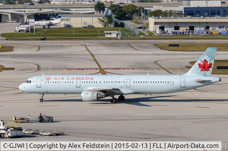 C-GJWI, 2002 Airbus A321-211 C/N 1772, Ft. Lauderdale