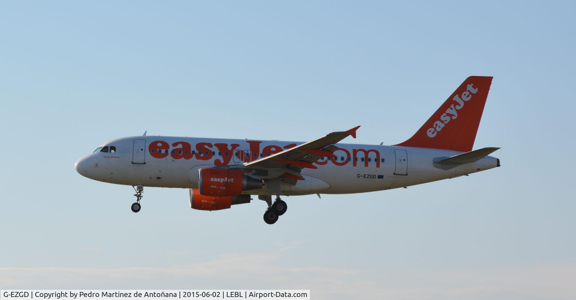 G-EZGD, 2010 Airbus A319-111 C/N 4451, El Prat Barcelona - España