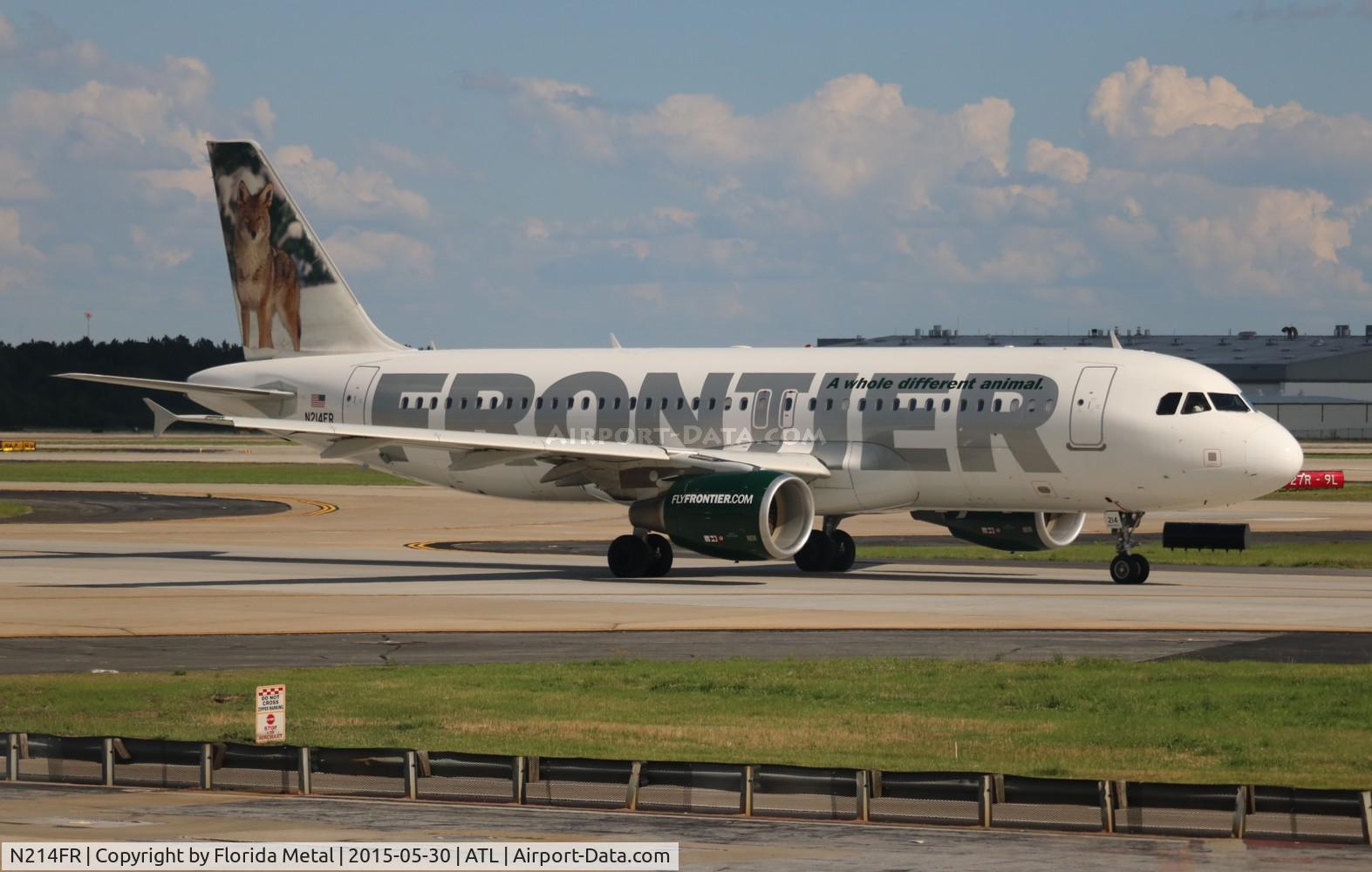 N214FR, Airbus A320-214 C/N 4727, Carl the Coyote