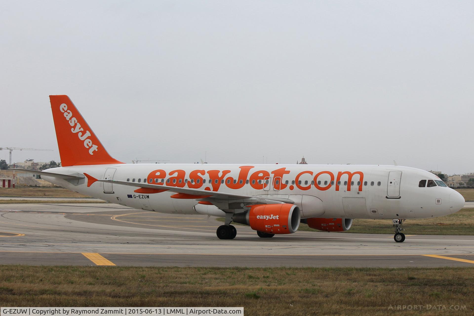 G-EZUW, 2012 Airbus A320-214 C/N 5116, A320 G-EZUW Easyjet
