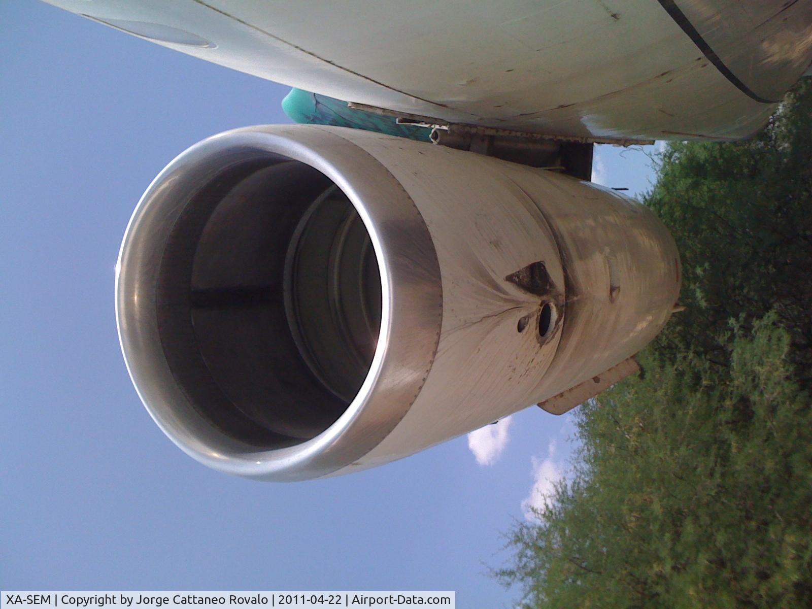XA-SEM, 1988 Boeing 737-3Y0 C/N 23924, Airplane was brought into the 