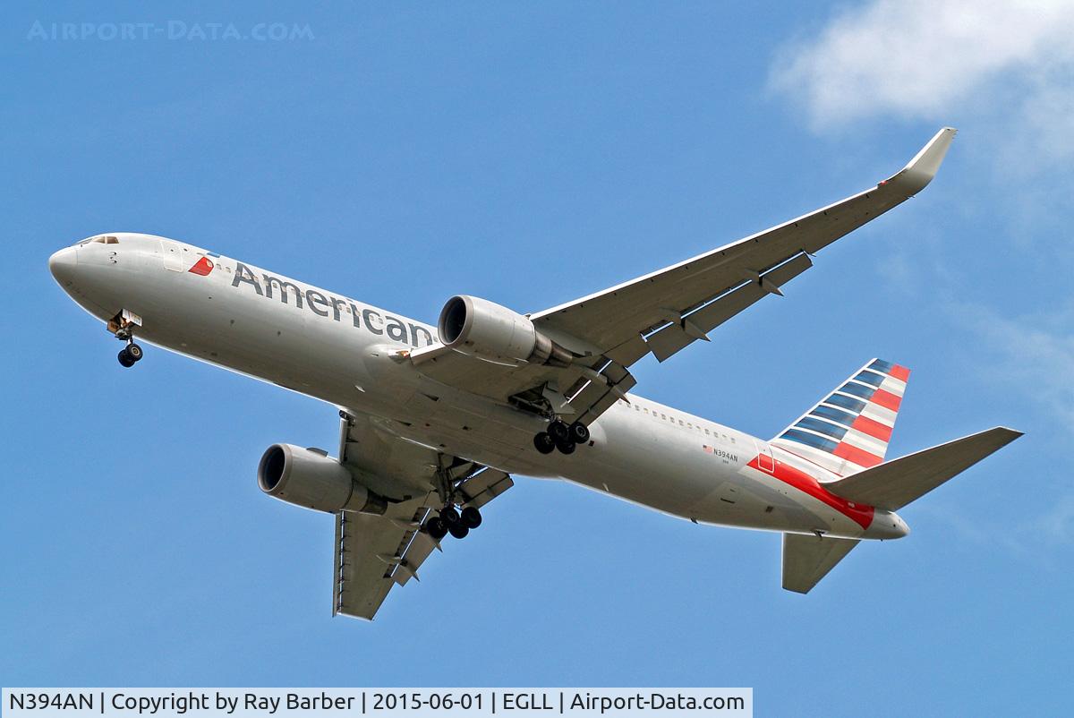 N394AN, 1998 Boeing 767-323/ER C/N 29431, Boeing 767-323ER [29431] (American Airlines) Home~G 01/06/2015. On approach 27R.