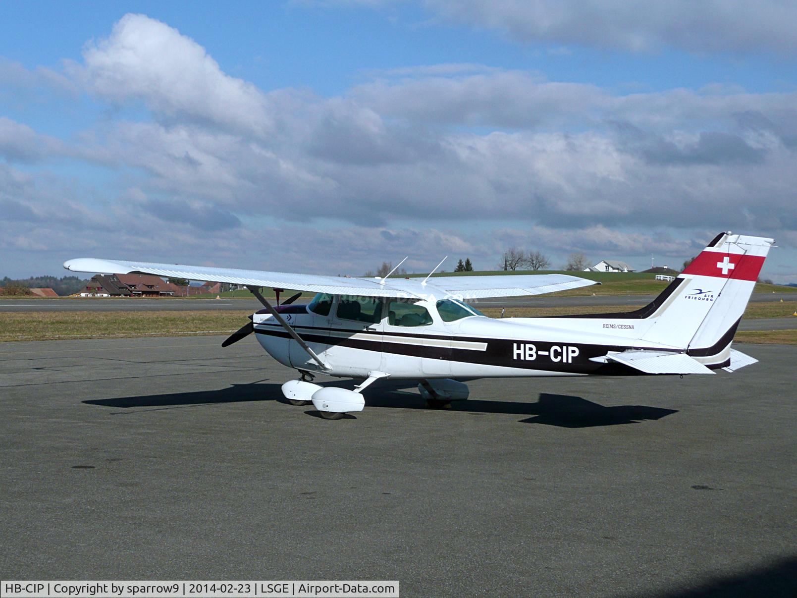 HB-CIP, 1982 Reims F172P C/N 2153, basking in the sun