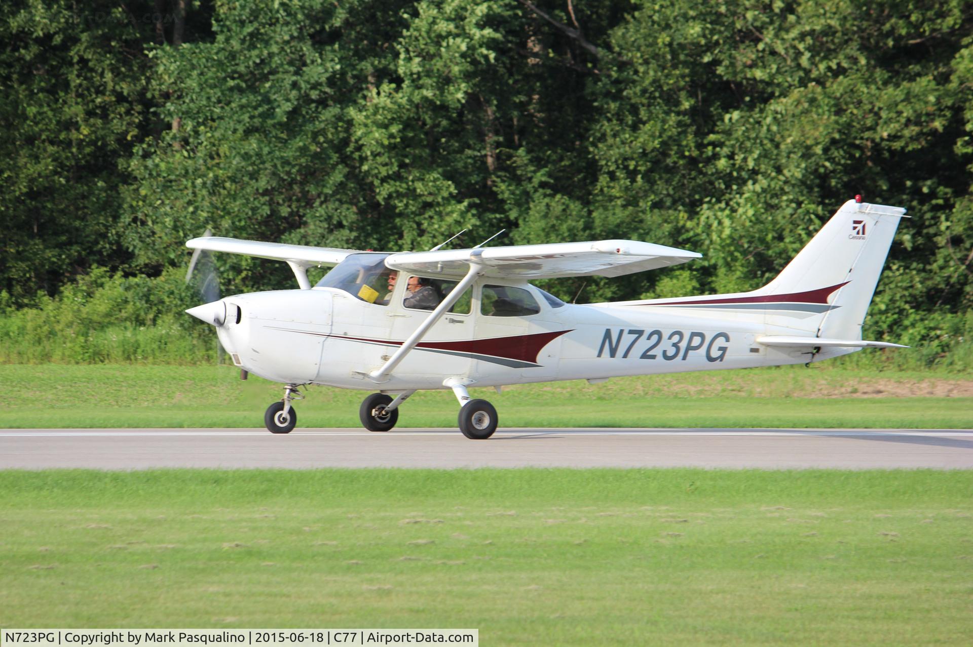 N723PG, 1998 Cessna 172R C/N 17280675, Cessna 172R