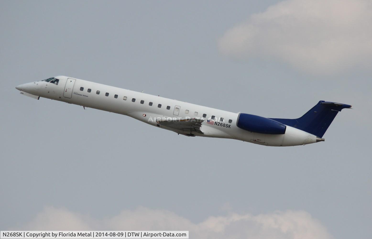 N268SK, 2000 Embraer ERJ-145LR (EMB-145LR) C/N 145270, Delta Connection