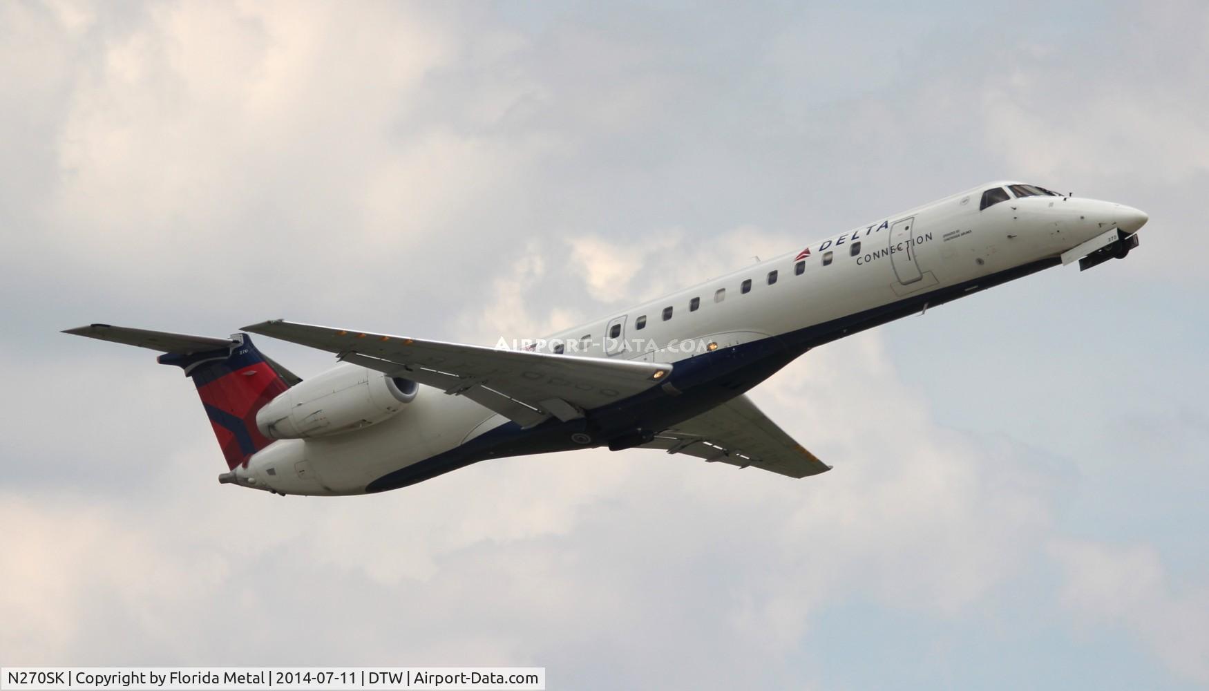 N270SK, 2000 Embraer ERJ-145LR (EMB-145LR) C/N 145304, Delta Connection