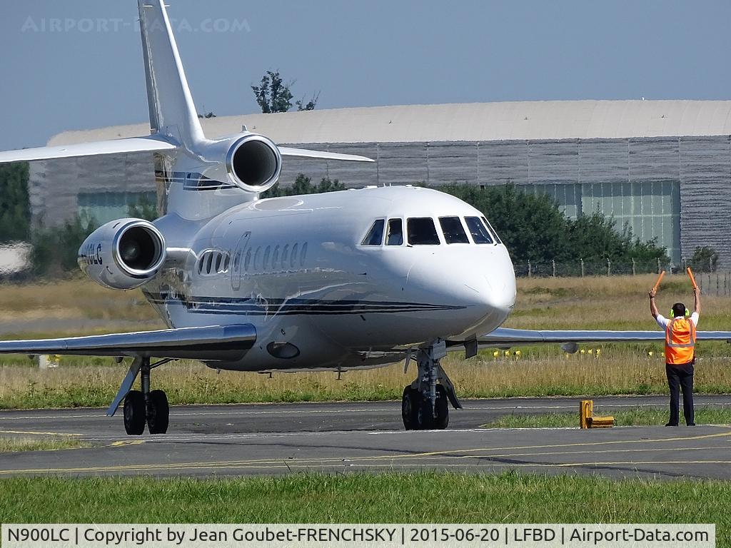 N900LC, 2000 Dassault Falcon 900 C/N 186, IFL Group Inc. Waterford MI, parking Kilo.