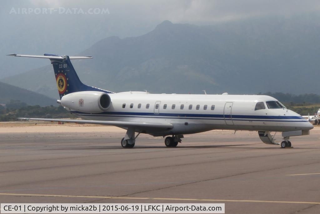 CE-01, 2001 Embraer ERJ-135LR (EMB-135LR) C/N 145449, Parked