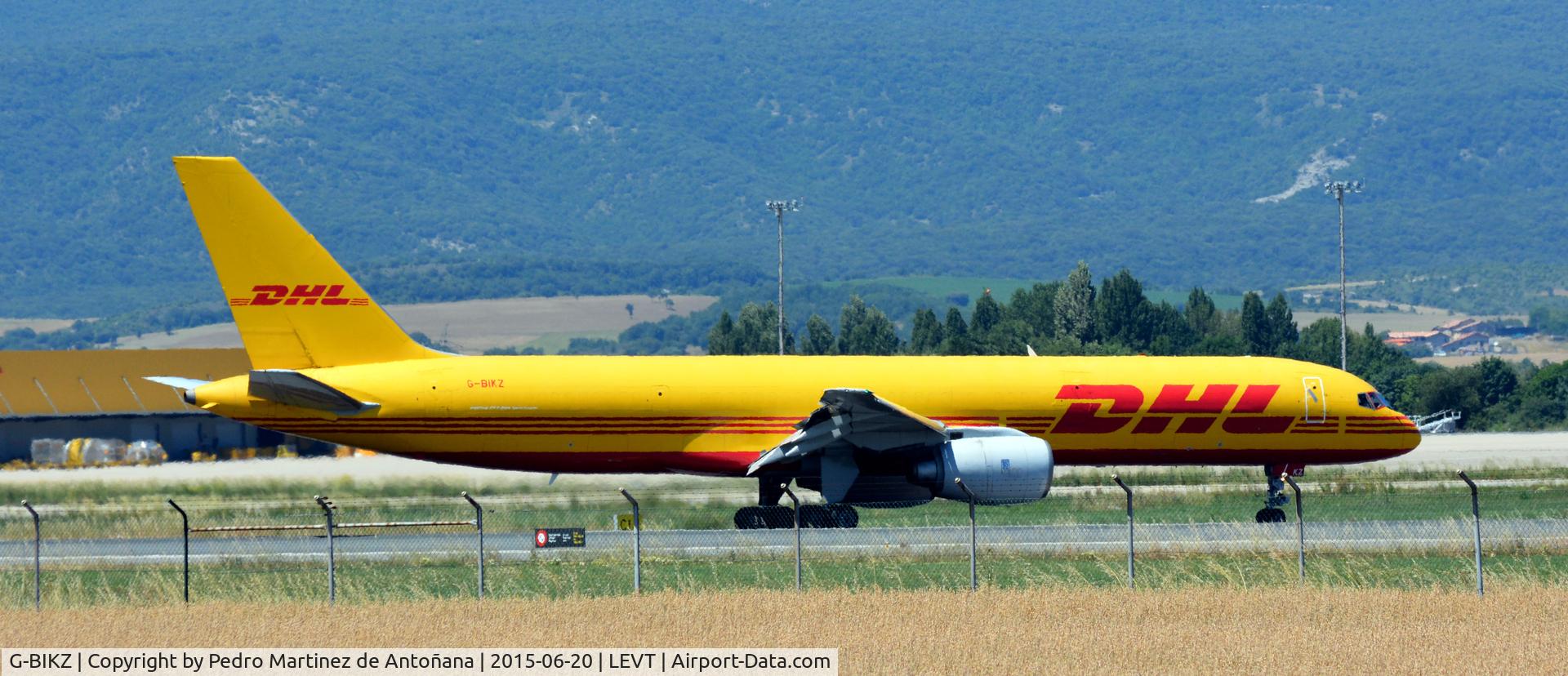 G-BIKZ, 1986 Boeing 757-236/SF C/N 23532, Foronda Vitoria-Gasteiz - España