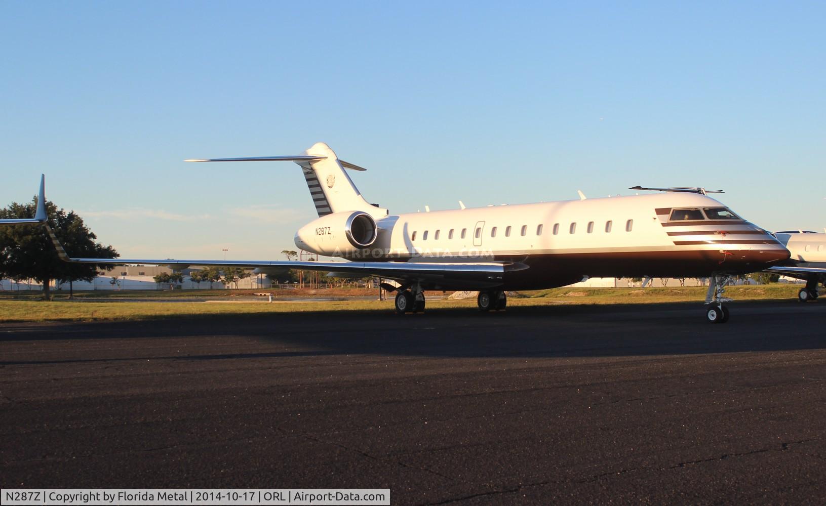N287Z, 2000 Bombardier BD-700-1A10 Global Express C/N 9024, Global Express
