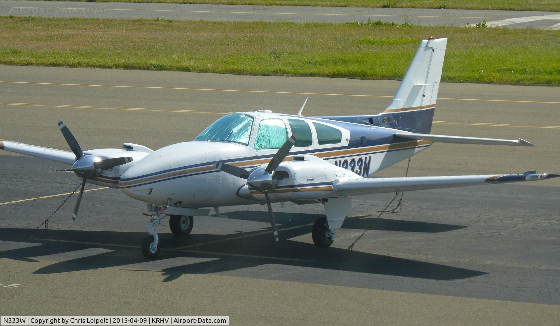 N333W, 1979 Beech E-55 Baron C/N TE-1172, A transient 1979 Beechcraft Baron E-55 (GRECMAR AIR INC - WILMINGTON, DE) parked at transient parking at Reid Hillview Airport, CA.