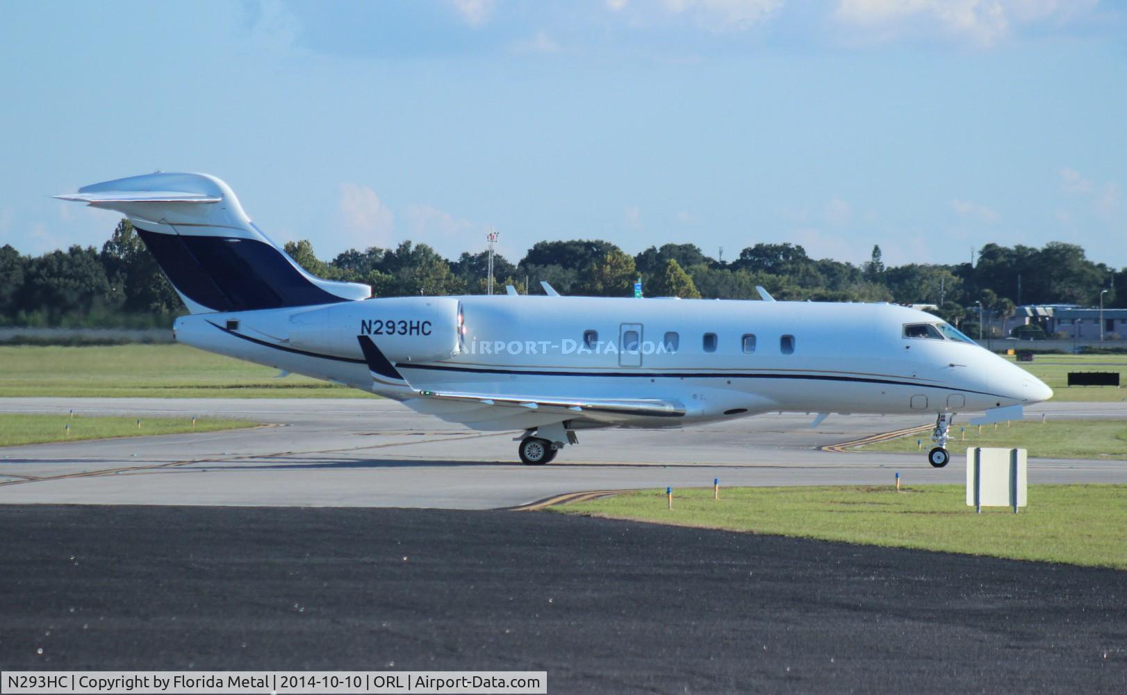 N293HC, 2011 Bombardier Challenger 300 (BD-100-1A10) C/N 20330, Challenger 300