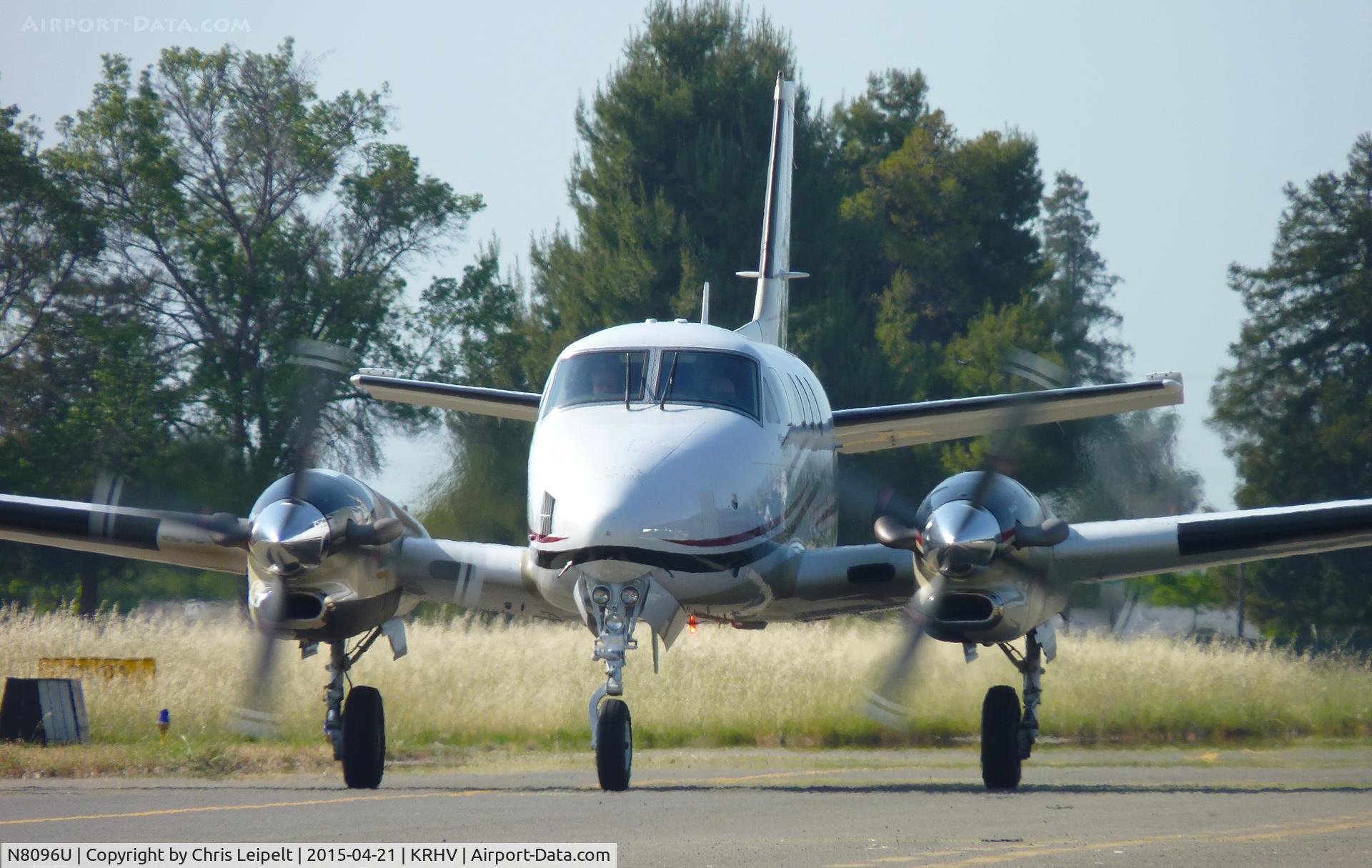 N8096U, 1993 Beech C90A King Air C/N LJ-1326, A local 1993 Beechcraft C90A King Air taxing to its hangar at Reid Hillview Airport, CA.