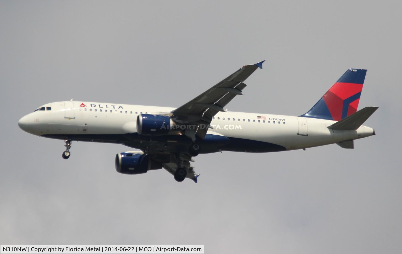 N310NW, 1990 Airbus A320-211 C/N 121, Delta