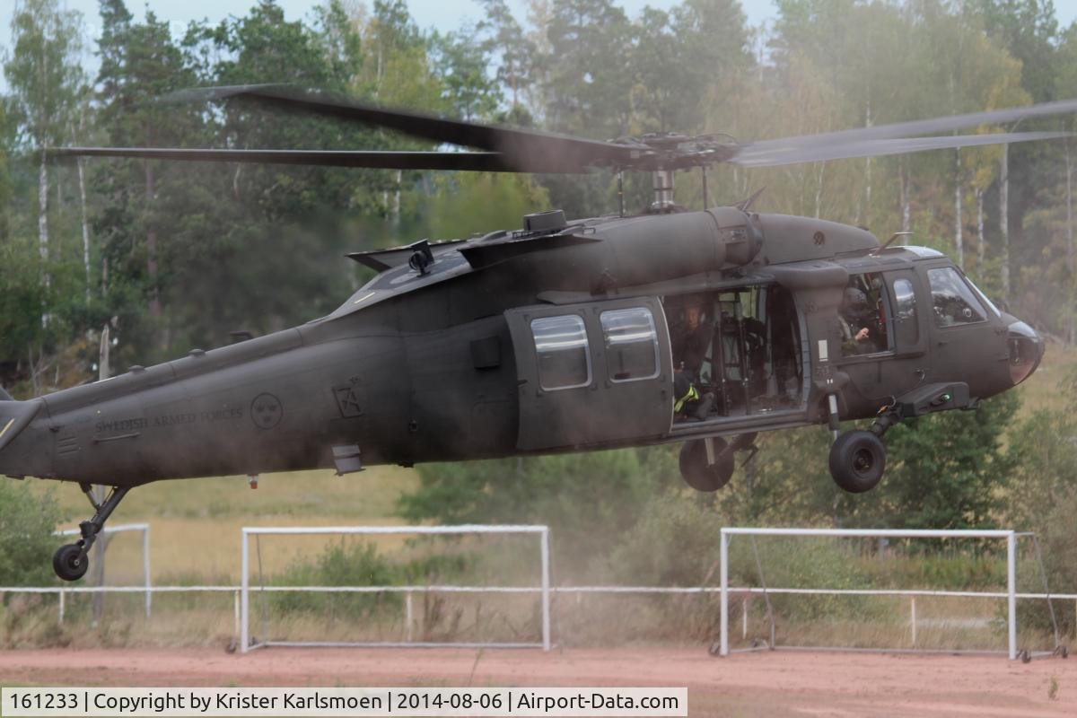 161233, Sikorsky Hkp16A Black Hawk (UH-60M) C/N 11-27233, Off the soccerfield at Ramnäs , Sweden.