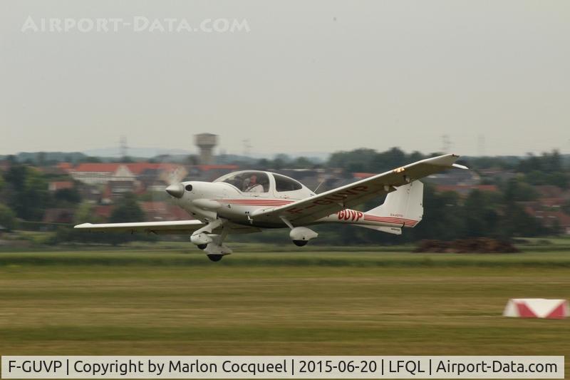 F-GUVP, 2005 Diamond DA-40D Diamond Star C/N D4.149, Take off