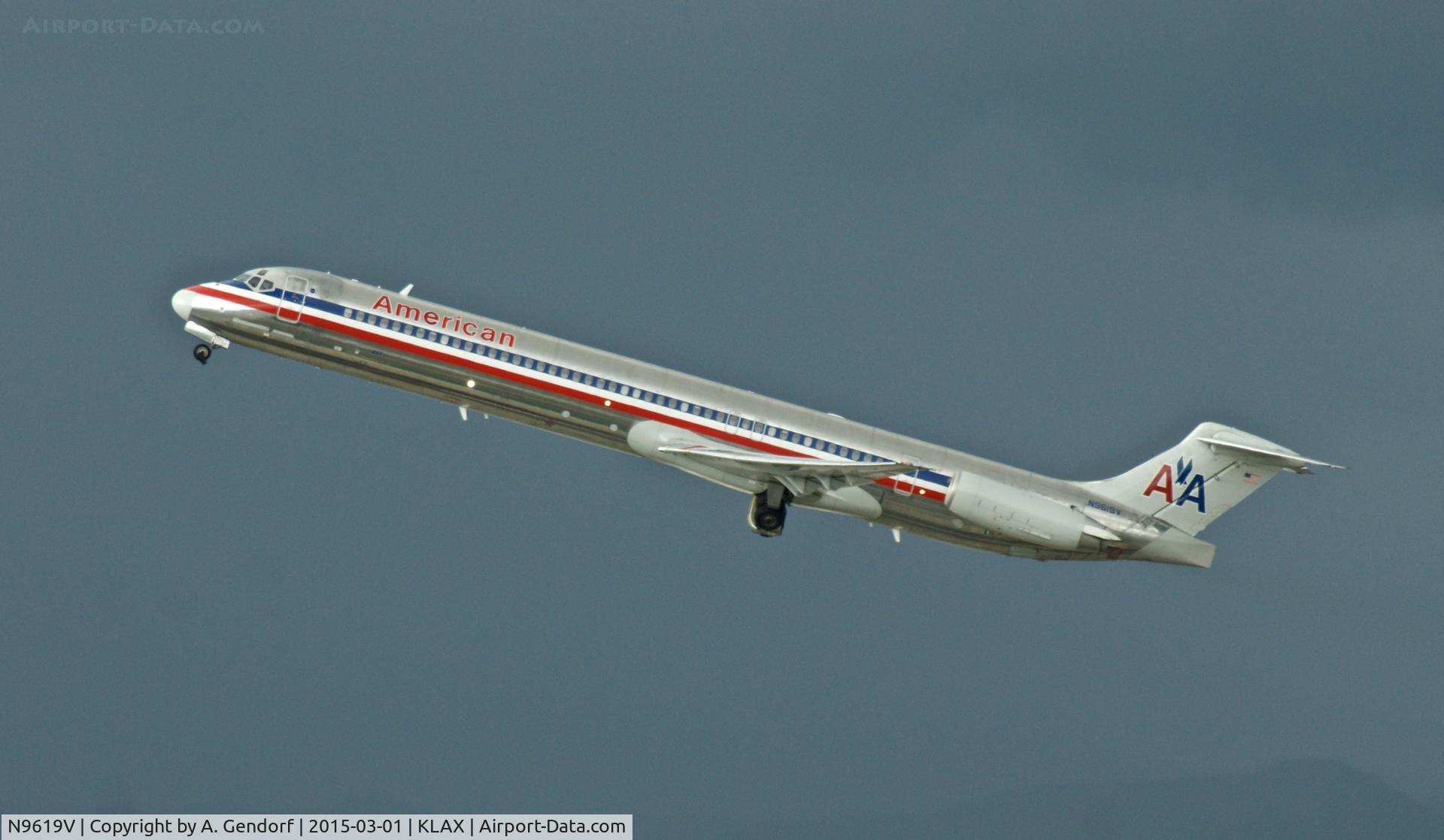 N9619V, 1997 McDonnell Douglas MD-83 (DC-9-83) C/N 53566, American Airlines, seen here climbing out at Los Angeles(KLAX)