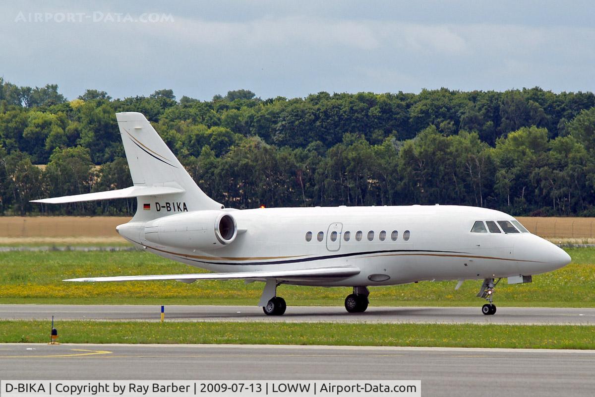 D-BIKA, 2006 Dassault Falcon 2000EX C/N 76, Dassault Falcon 2000EX EASy [76] ACM Air Charter Luftfahrt) Vienna-Schwechat~OE 13/07/2009