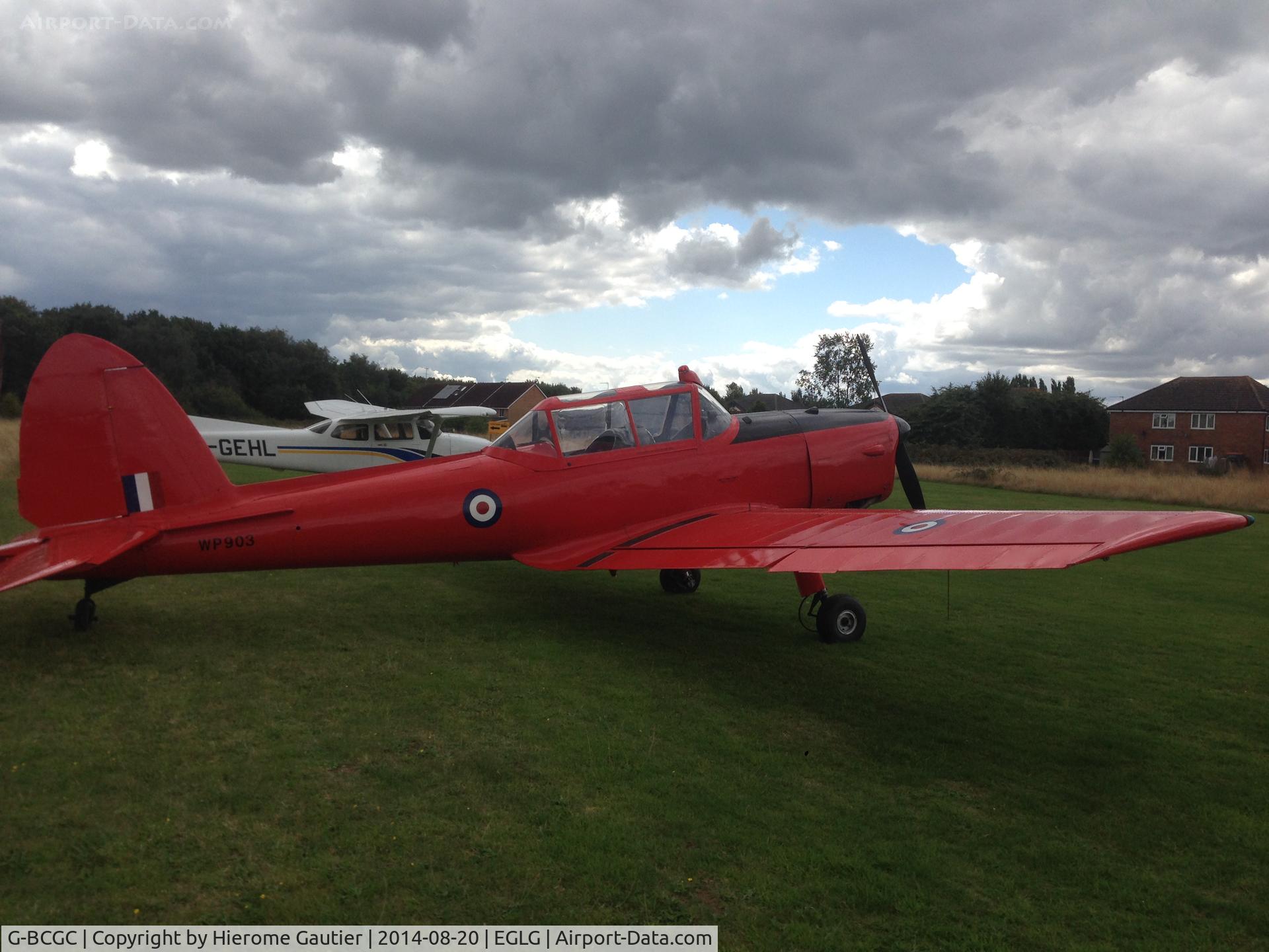 G-BCGC, 1952 De Havilland DHC-1 Chipmunk T.10 C/N C1/0776, WP903 @ Panshanger