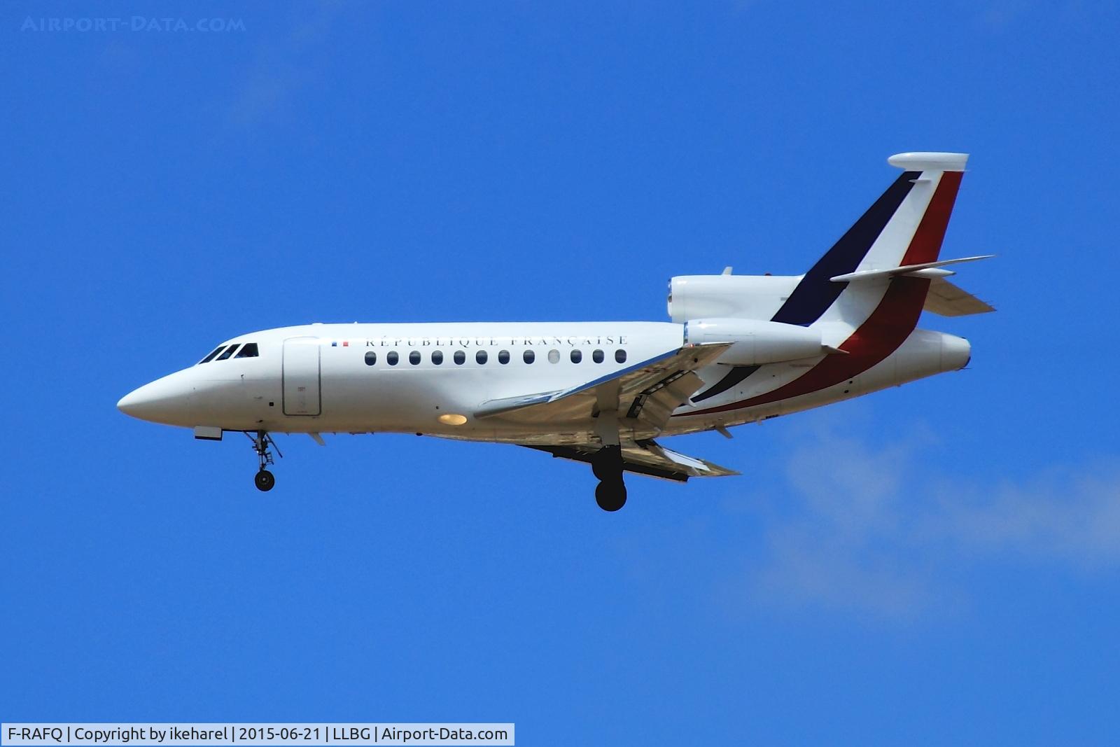 F-RAFQ, 1985 Dassault-Breguet Falcon (Mystere) 900 C/N 4, France Foreign-minister Laurent Fabius, in the Gov. plane, landing on runway 21.