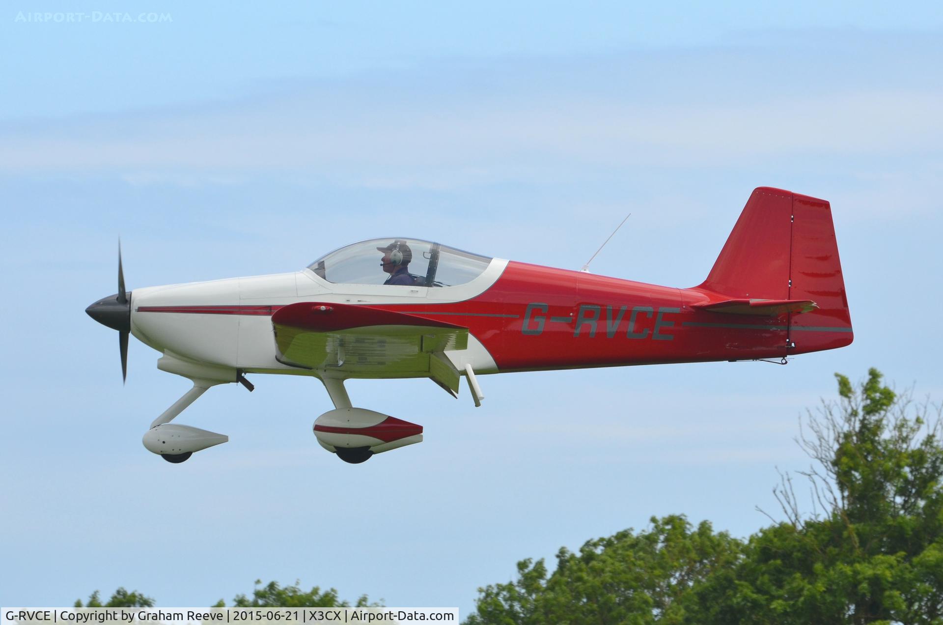 G-RVCE, 2001 Vans RV-6A C/N PFA 181-13372, About to land at Northrepps.