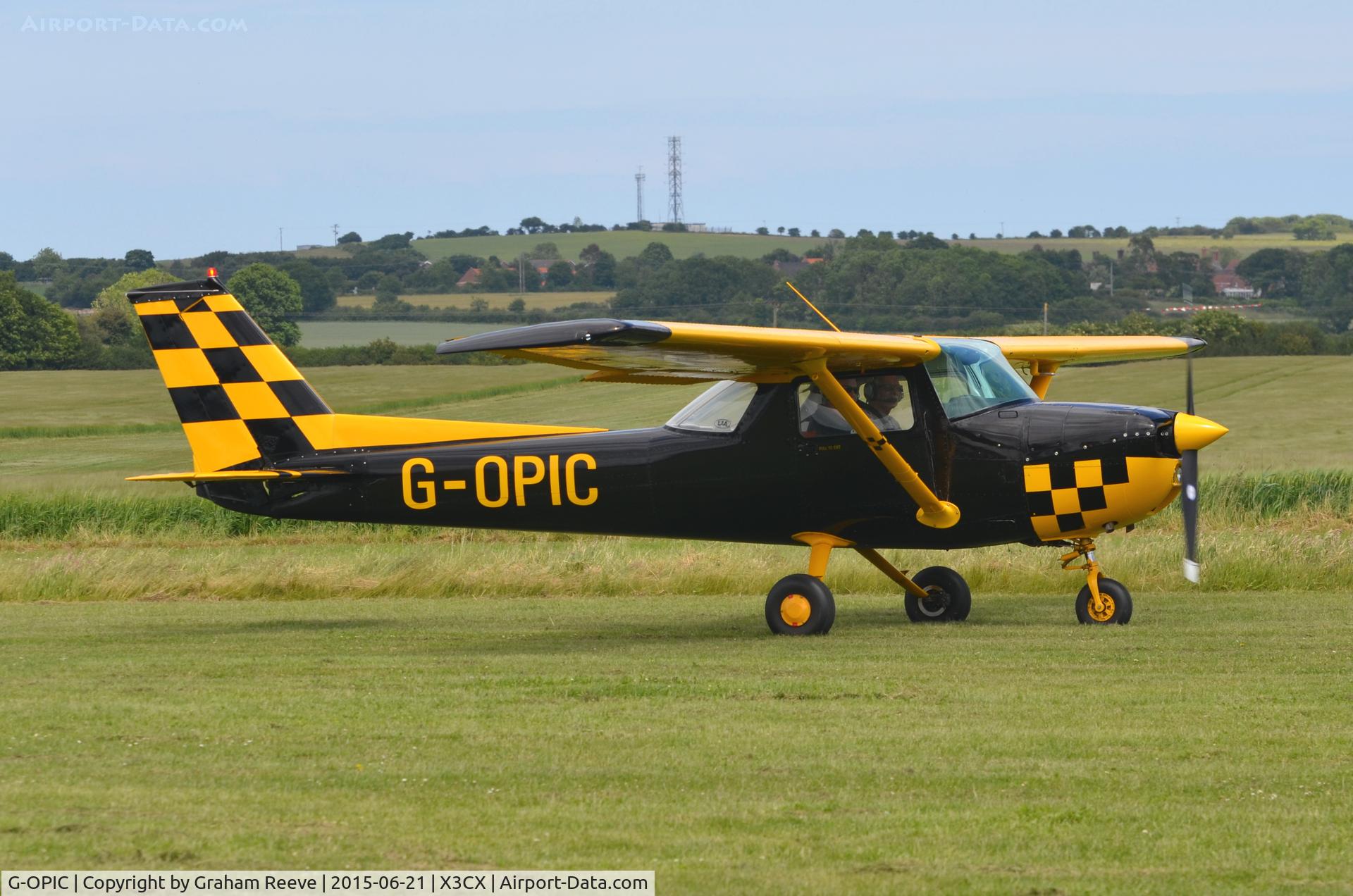G-OPIC, 1974 Reims FRA150L Aerobat C/N 0234, Just landed at Northrepps.