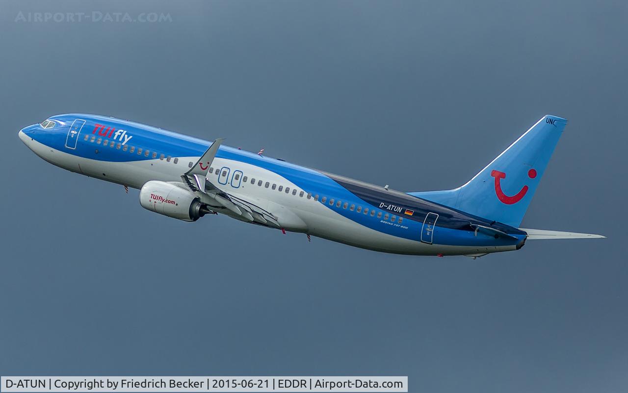 D-ATUN, 2015 Boeing 737-8K5 C/N 41660, departure to Palma
