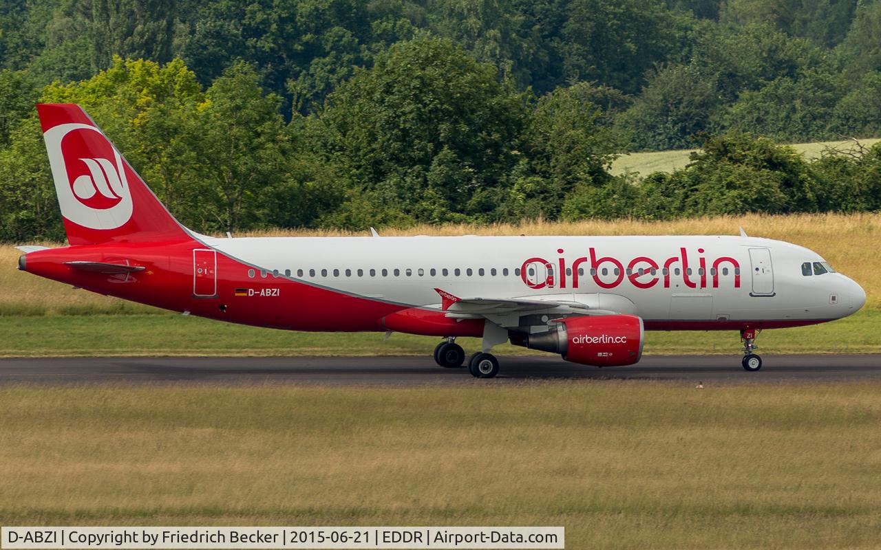 D-ABZI, 2007 Airbus A320-216 C/N 3328, taxying to the gate