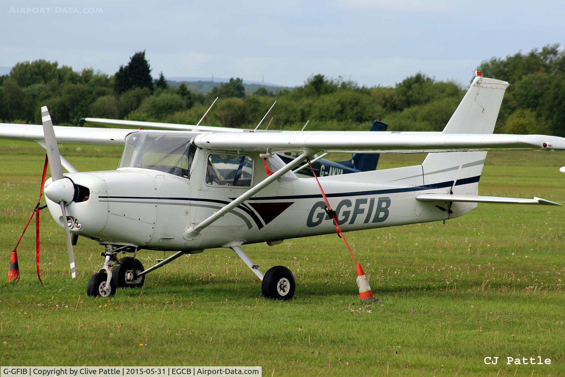 G-GFIB, 1979 Reims F152 C/N 1556, Resting at Barton Airfield, Manchester - EGCB
