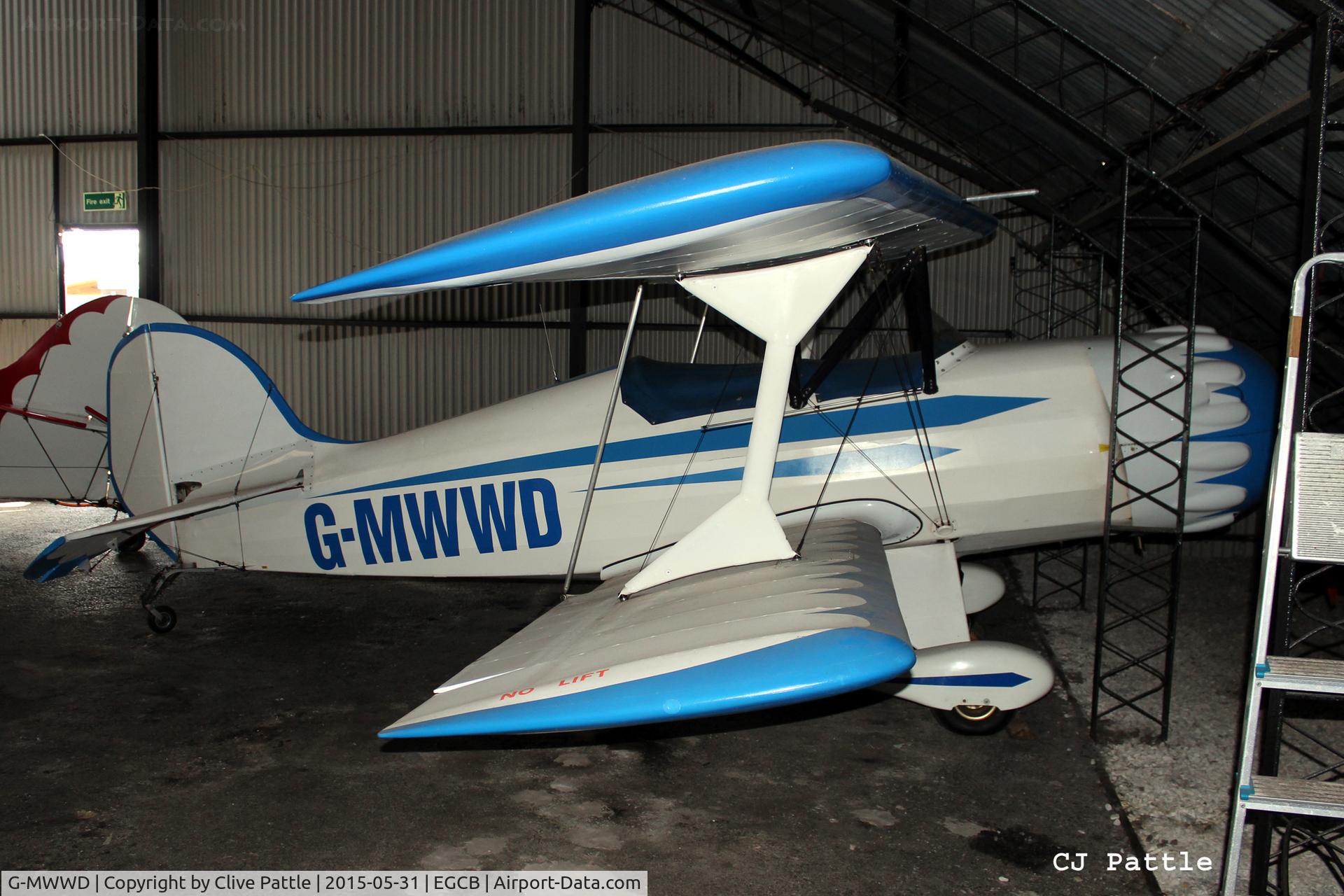 G-MWWD, 1991 Murphy Renegade Spirit UK C/N PFA 188-11719, Hangared at Barton EGCB, Manchester