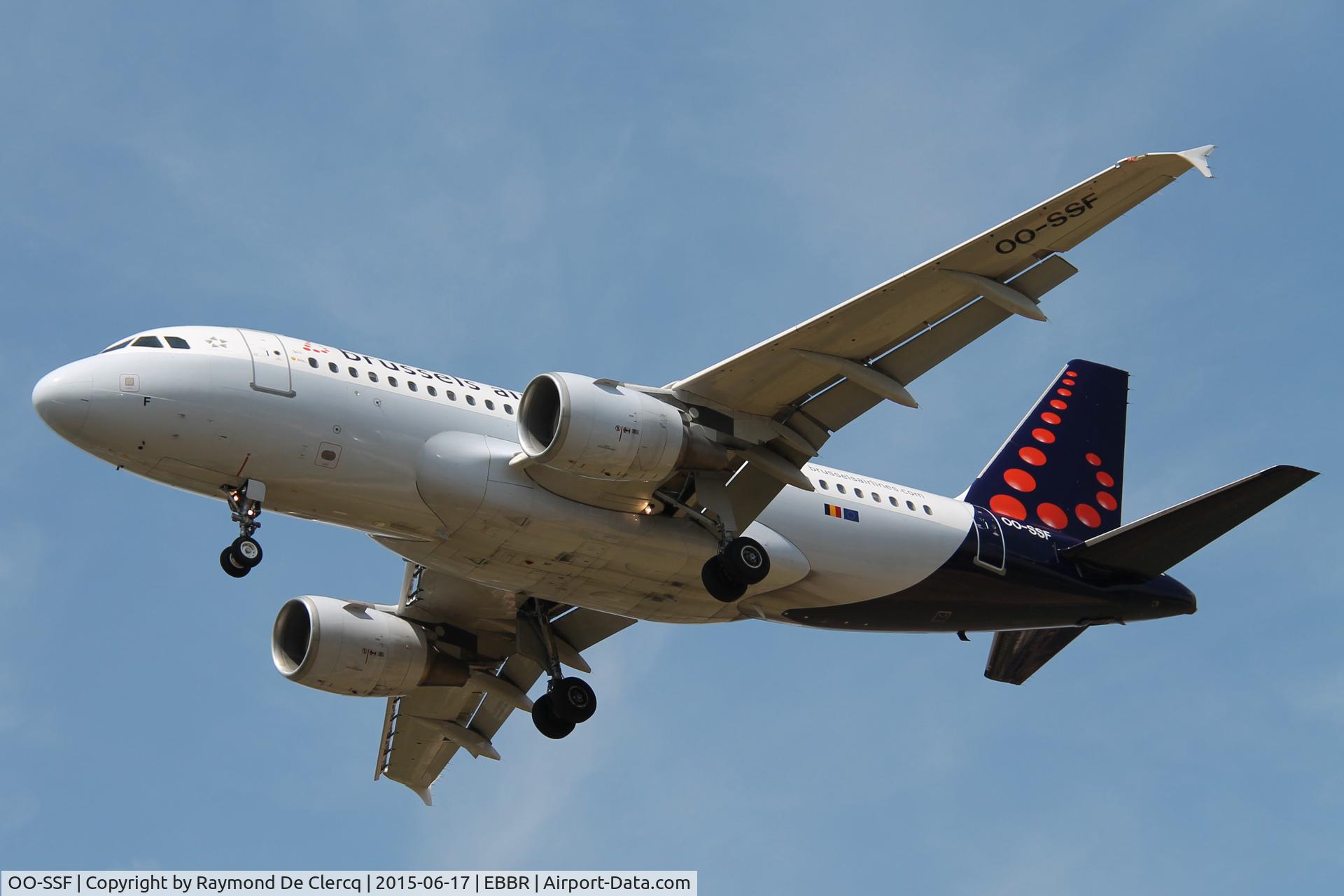 OO-SSF, 2006 Airbus A319-111 C/N 2763, Landing at Brussels.