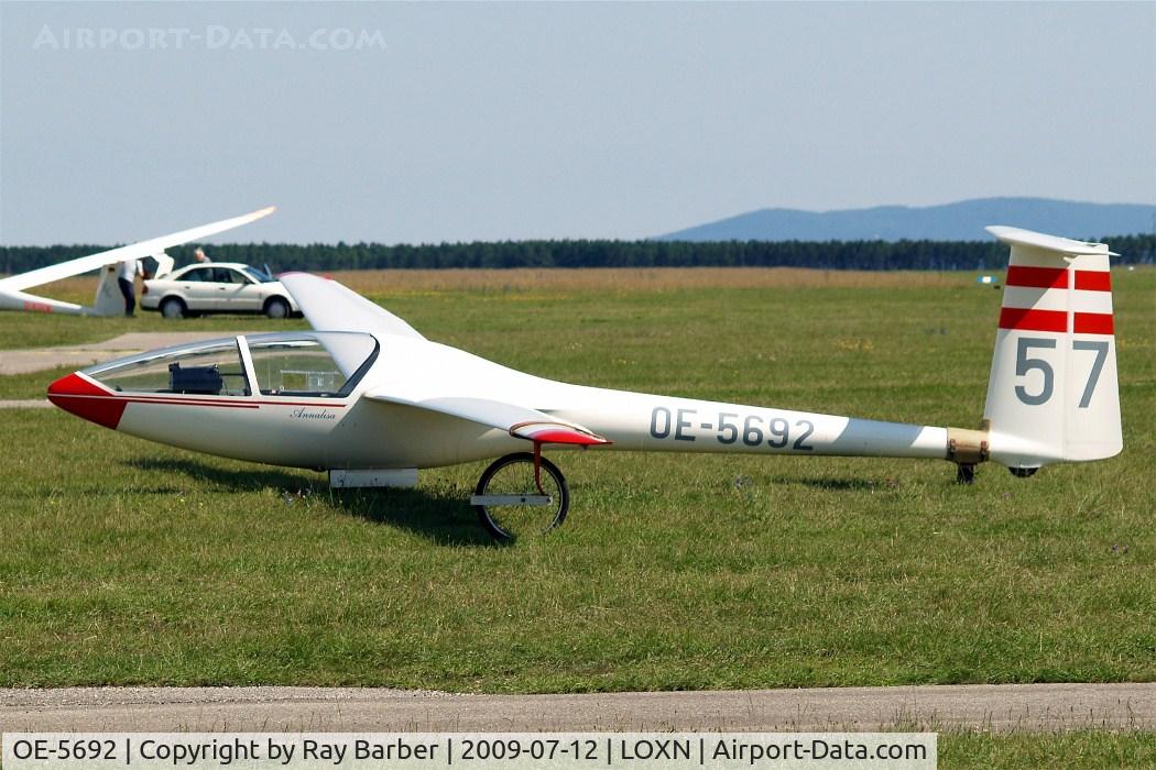 OE-5692, Glasflugel H-401 C/N 63, Glasflugel H-401 Kestral [63] Wiener Neustadt-West~OE 12/07/2009