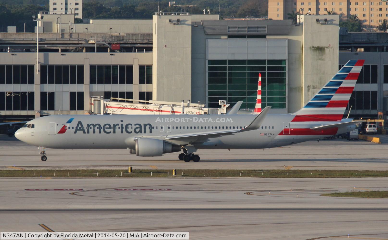 N347AN, 2003 Boeing 767-323 C/N 33086, American