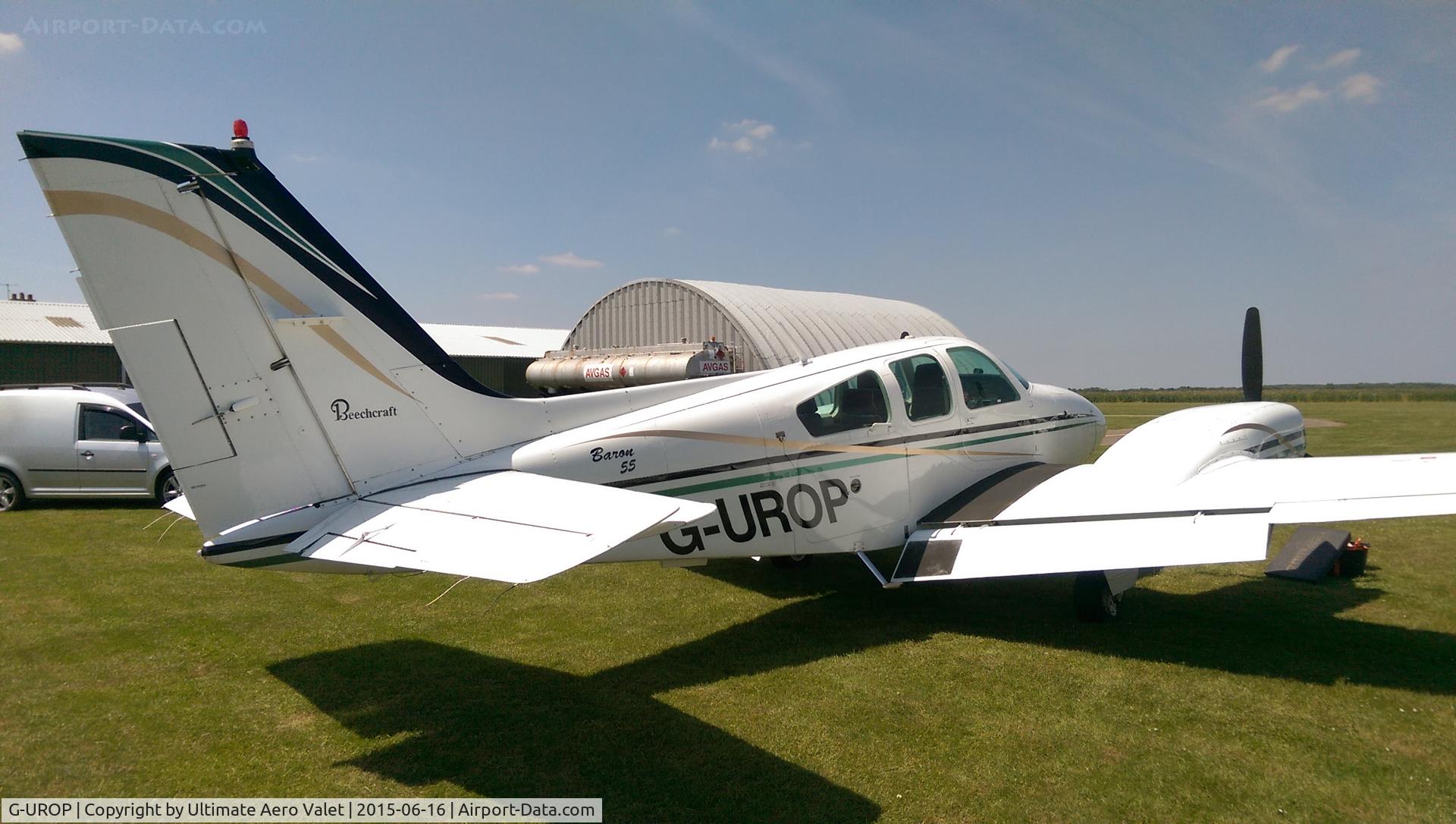 G-UROP, 1982 Beech 95-B55 Baron Baron C/N TC-2452, sSecial edition B55