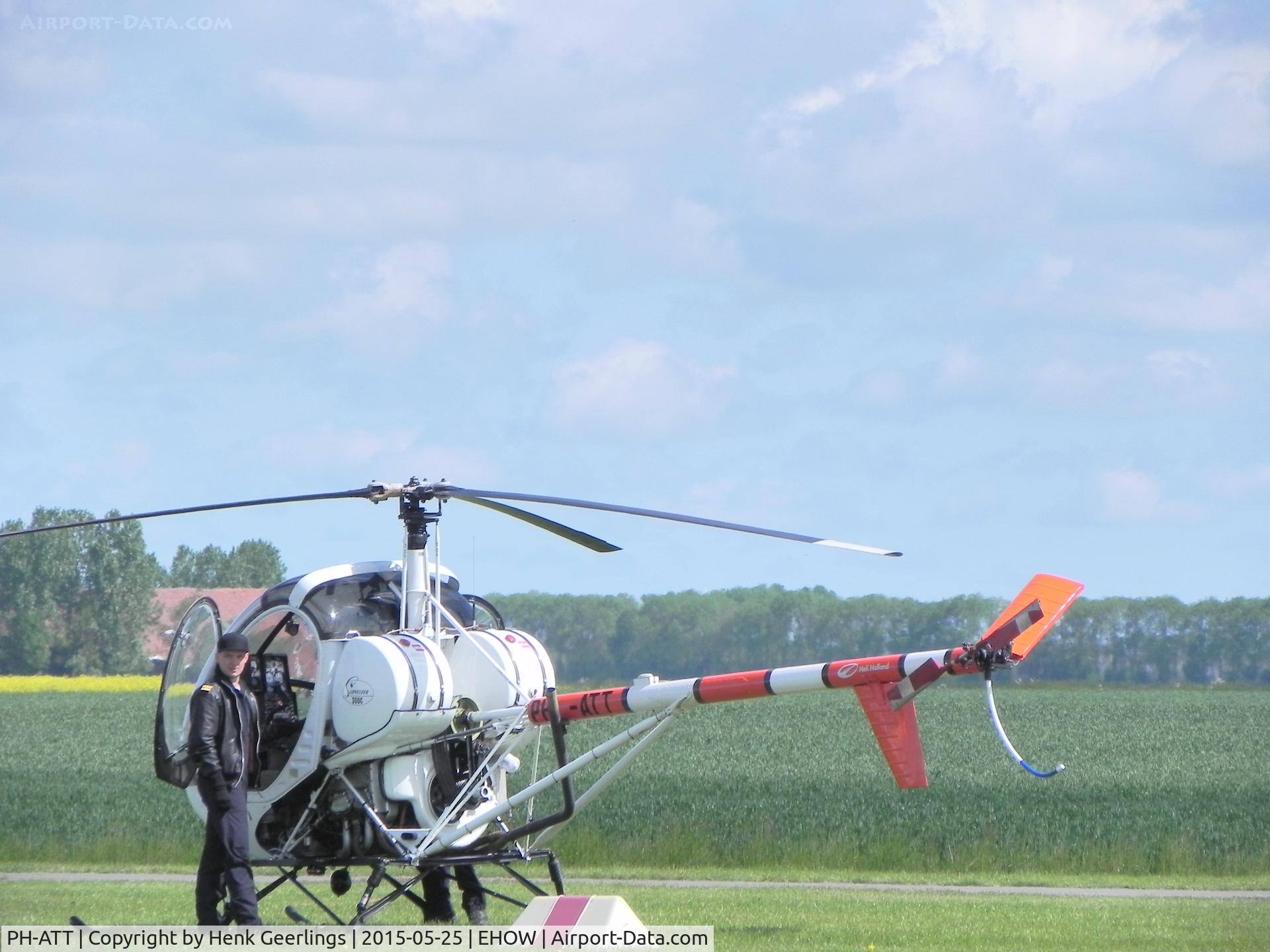 PH-ATT, Schweizer 300C C/N S1787, Oostwold Airshow