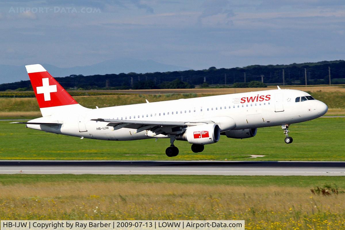 HB-IJW, 2003 Airbus A320-214 C/N 2134, Airbus A320-214 [2134] (Swiss International Air Lines) Vienna-Schwechat~OE 13/07/2009