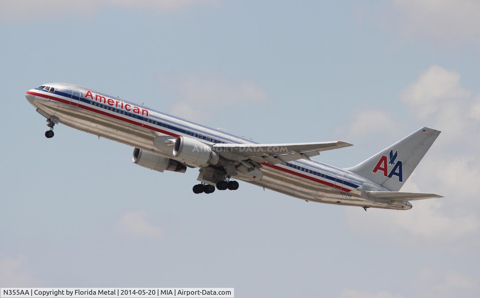N355AA, 1988 Boeing 767-323/ER C/N 24036, American